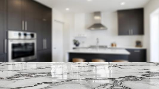 Výška kuchynskej dosky - ako si vybrať takú, ktorá vyhovuje vašej výške?